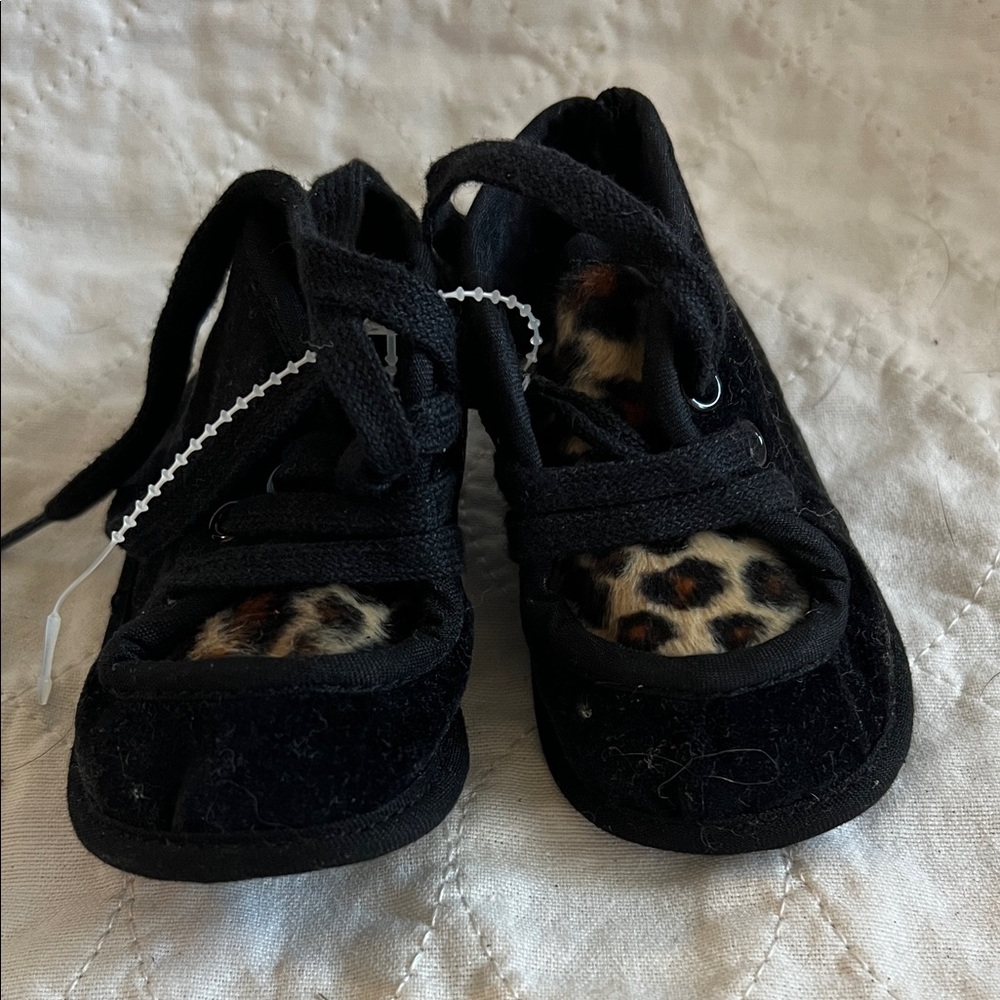 Infant Bootie socks with Leopard Accent